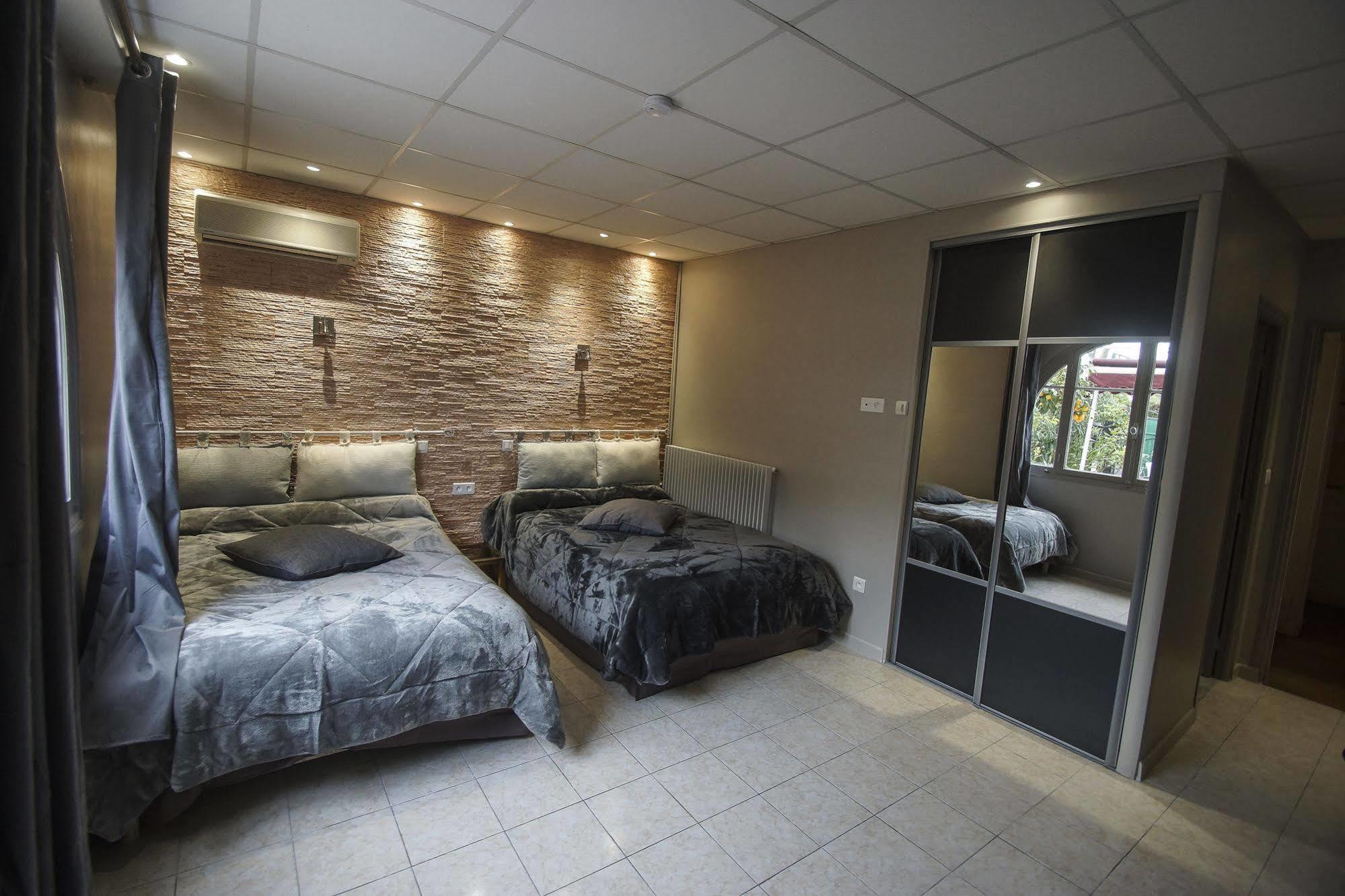 Hotel Le Derby 滨海卡涅 外观 照片