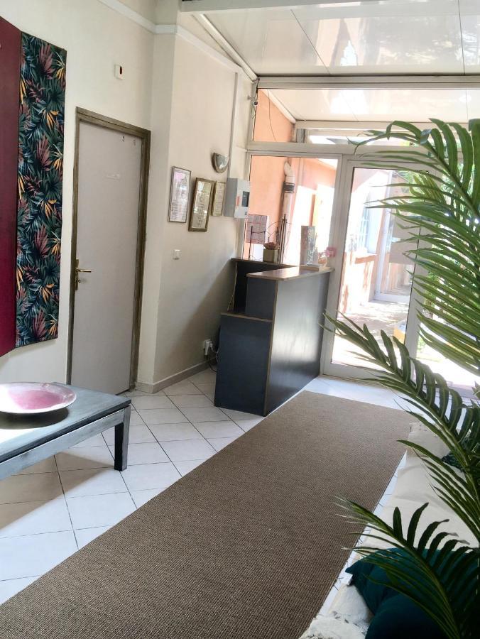 Hotel Le Derby 滨海卡涅 外观 照片